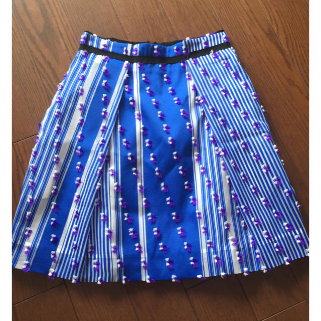 CARVEN(カルヴェン)のCARVEN個性スカート レディースのスカート(ミニスカート)の商品写真