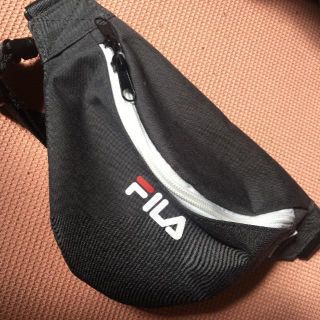 フィラ(FILA)の【新品未使用】　FILA ウエストポーチ(ウエストポーチ)