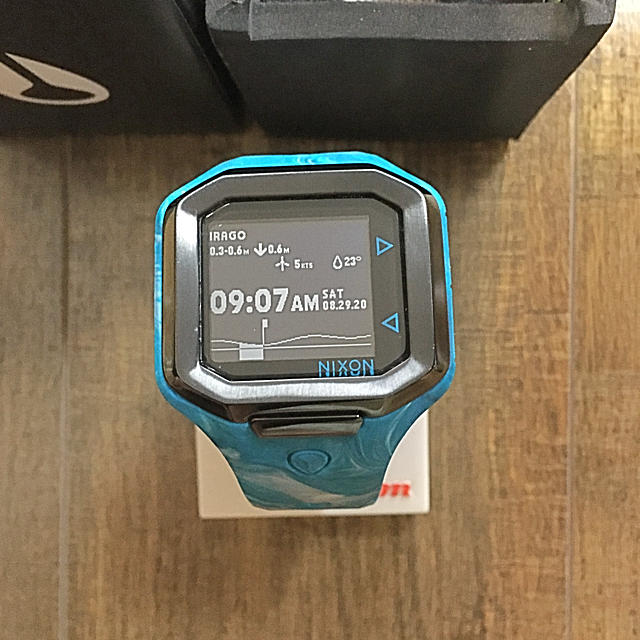 NIXON - 【サーフィン】NIXON ULTRA TIDE MARBLE BLUE 腕時計の NIXON - 【サーフィン】NIXON ULTRA TIDE MARBLE BLUE 腕時計の