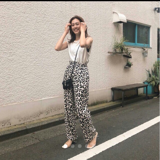 MOUSSY LEOPARD GATHER パンツレオパード