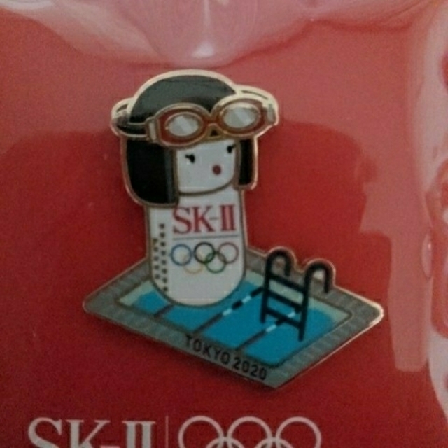 SK-II(エスケーツー)のＳＫ-Ⅱ　　東京２０２０オリンピック　　バッチ　　　①水泳　　ＡＡ エンタメ/ホビーのコレクション(ノベルティグッズ)の商品写真