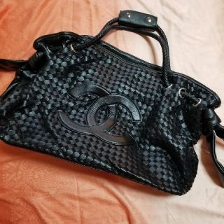 シャネル(CHANEL)の☆　CHANEL　旅行バック☆(ボストンバッグ)