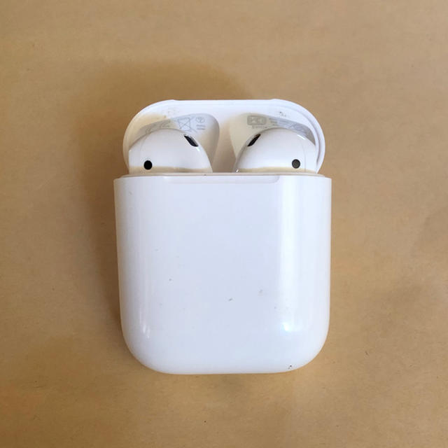 Apple withCharging第2世代MV7N2J/A の通販 by みみ's shop｜アップルならラクマ - Apple AirPods 日本製