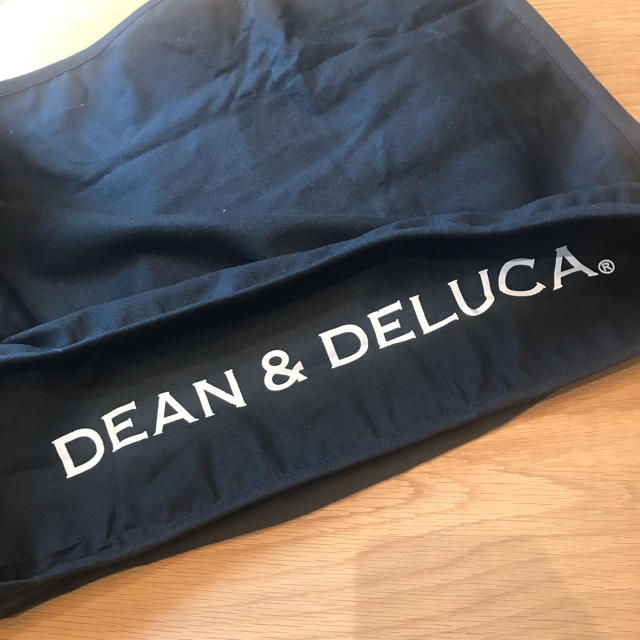 DEAN & DELUCA(ディーンアンドデルーカ)のDEAN &DELUCAエコバック　ブラック　トートバッグ レディースのバッグ(エコバッグ)の商品写真