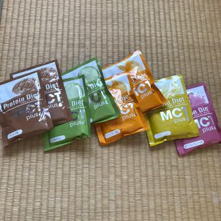 ディーエイチシー(DHC)の専用　DHCプロテインダイエット　MCTプラス(ダイエット食品)