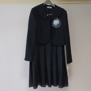エル(ELLE)のスーツ　ワンピース　卒業式　女児　150　ELLE　紺(ドレス/フォーマル)
