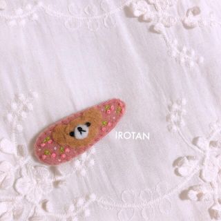 プティマイン(petit main)のhandmade ♡ ヘアピン 106(ファッション雑貨)