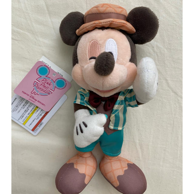 Disney(ディズニー)のディズニー　Pink pop paradise ミッキー　ぬいば エンタメ/ホビーのおもちゃ/ぬいぐるみ(キャラクターグッズ)の商品写真