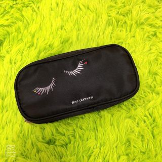 シュウウエムラ(shu uemura)のshu uemura 化粧ポーチ　やーや様専用(ポーチ)