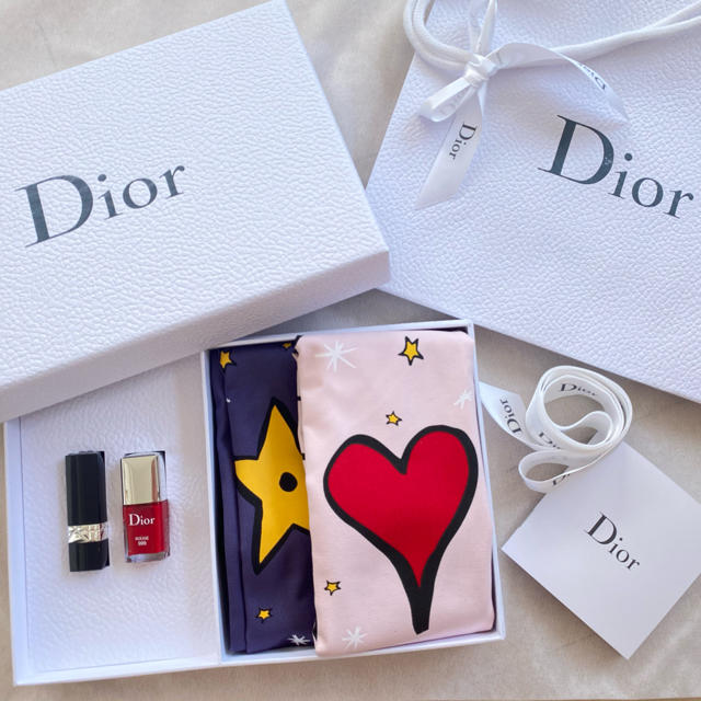 Dior(ディオール)のDiorディオール　ルージュ999 バースデーギフトノベルティ コスメ/美容のベースメイク/化粧品(口紅)の商品写真