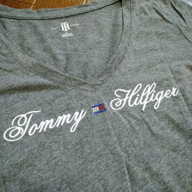 TOMMY HILFIGER(トミーヒルフィガー)のTOMMY HILFIGER Tシャツ レディースのトップス(Tシャツ(半袖/袖なし))の商品写真