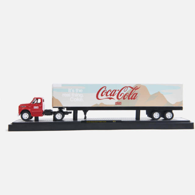 kith coca cola M2 HAULER トラック　コカコーラ　kith