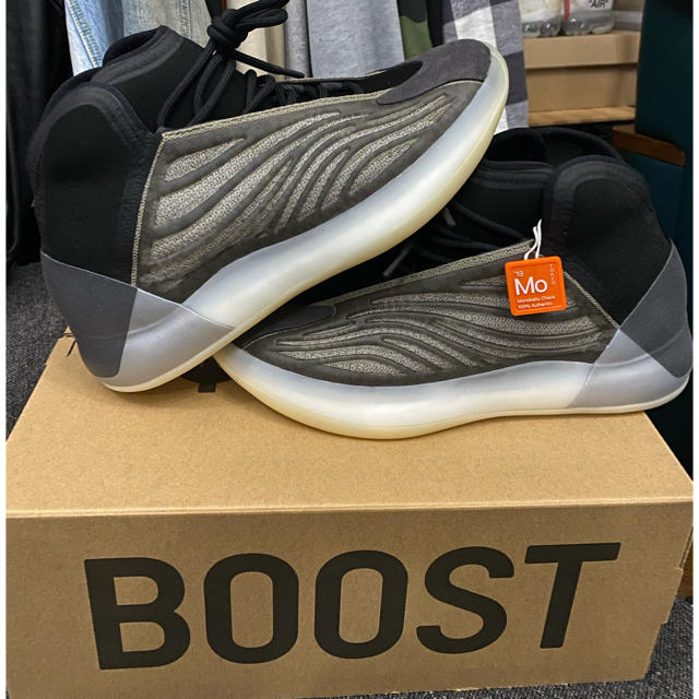 yeezy バリウム qntm 700 28cm