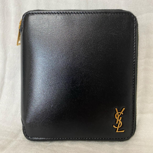 Saint Laurent(サンローラン)の(お値下げ中！】サンローラン　財布　タイニーモノグラム　ウォレット メンズのファッション小物(折り財布)の商品写真