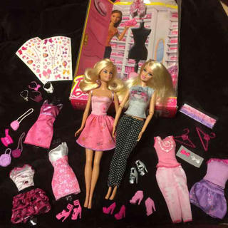 バービー(Barbie)のバービー人形2体とファッションセット(その他)