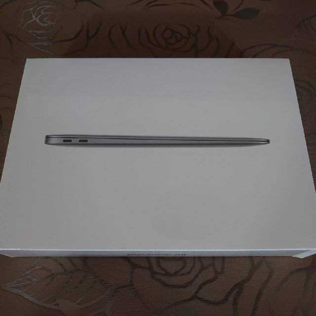 Apple(アップル)の MacBook Air MVFH2JA/A USキーボードMVFH2J/A同等 スマホ/家電/カメラのPC/タブレット(ノートPC)の商品写真