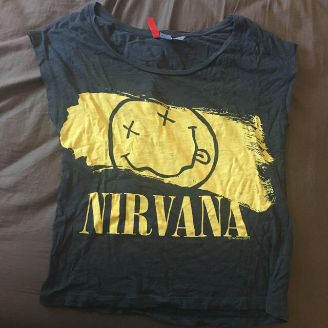 H&M(エイチアンドエム)のNIRVANA Tシャツ レディースのトップス(Tシャツ(半袖/袖なし))の商品写真