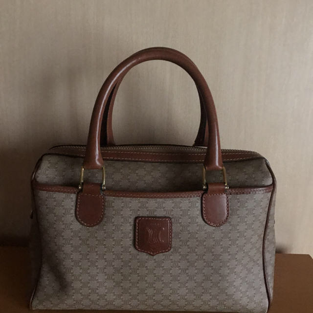 【本物保証】 布袋付 美品 フルラ FURLA ジュリア M トップハンドル 2WAYバッグ ハンドバッグ ワンショルダー レザー 茶 F6801 希少 レア