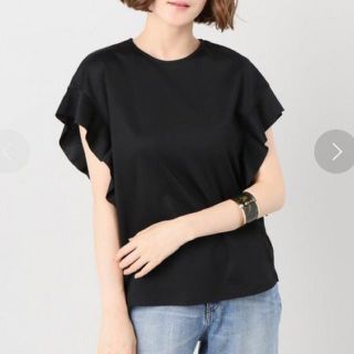 スピックアンドスパン(Spick & Span)の【美品】Spick & Span 袖フリルプルオーバー ブラック(カットソー(半袖/袖なし))