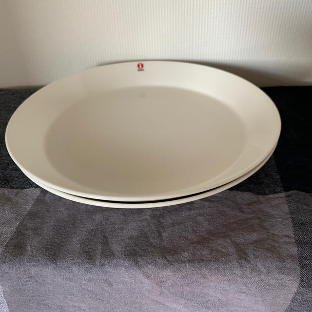 iittala(イッタラ)のiittala teema　イッタラ ティーマ プレート　26cm  インテリア/住まい/日用品のキッチン/食器(食器)の商品写真