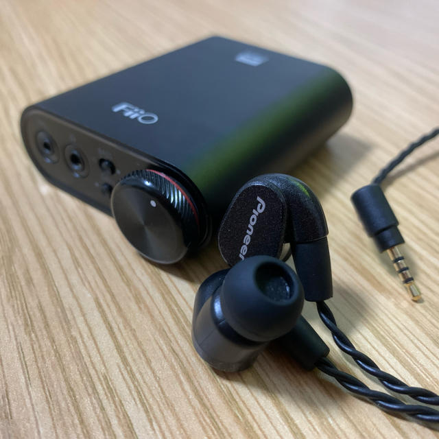 Panasonic(パナソニック)の【美品】FiiO K3 DAC&バランス接続ハイレゾイヤフォン スマホ/家電/カメラのオーディオ機器(アンプ)の商品写真