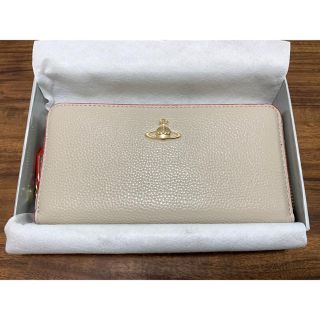 ヴィヴィアンウエストウッド(Vivienne Westwood)のビビアン 財布 ベージュ 白 プレゼントにも！(財布)