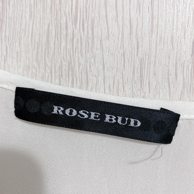 ROSE BUD(ローズバッド)のROSEBAD トップス レディースのトップス(Tシャツ(半袖/袖なし))の商品写真