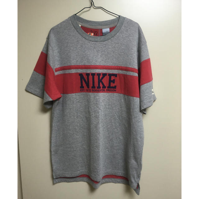 NIKE Tシャツ　日本未発売