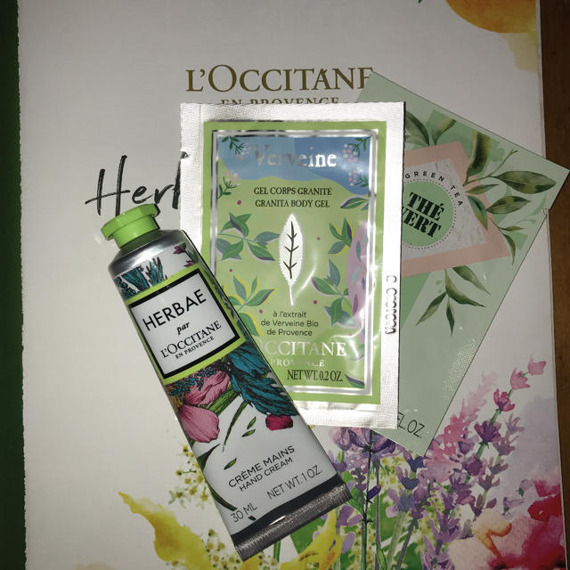 L'OCCITANE(ロクシタン)の未使用品　ロクシタン エルバヴェール ハンドクリーム 30mL  コスメ/美容のボディケア(ハンドクリーム)の商品写真