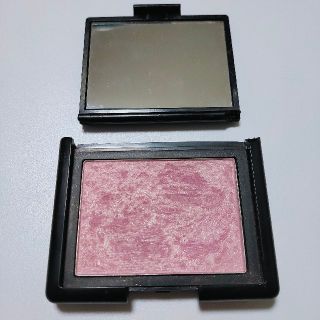 ナーズ(NARS)のNARS　ハイライティングブラッシュパウダー　5132(フェイスカラー)