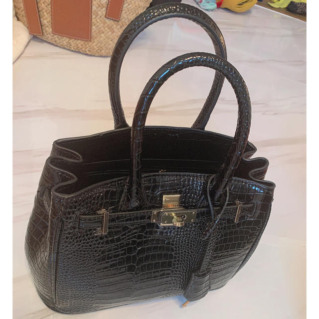 EmiriaWiz(エミリアウィズ)の即日発送【カバン】クロコ柄 レディースのバッグ(ハンドバッグ)の商品写真