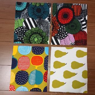 マリメッコ(marimekko)のマリメッコ 生地 ハギレ はぎれ (生地/糸)