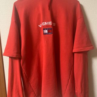 トミーヒルフィガー(TOMMY HILFIGER)のvetements tommy パーカー(パーカー)