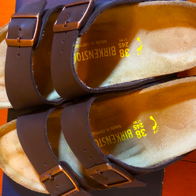 BIRKENSTOCK(ビルケンシュトック)の※写真追加しました※美品🌟ビルケンシュトック🏕アリゾナサンダル レディースの靴/シューズ(サンダル)の商品写真