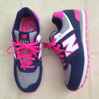 ニューバランス(New Balance)の23.5cm国内未入荷ネイビーピンク(スニーカー)