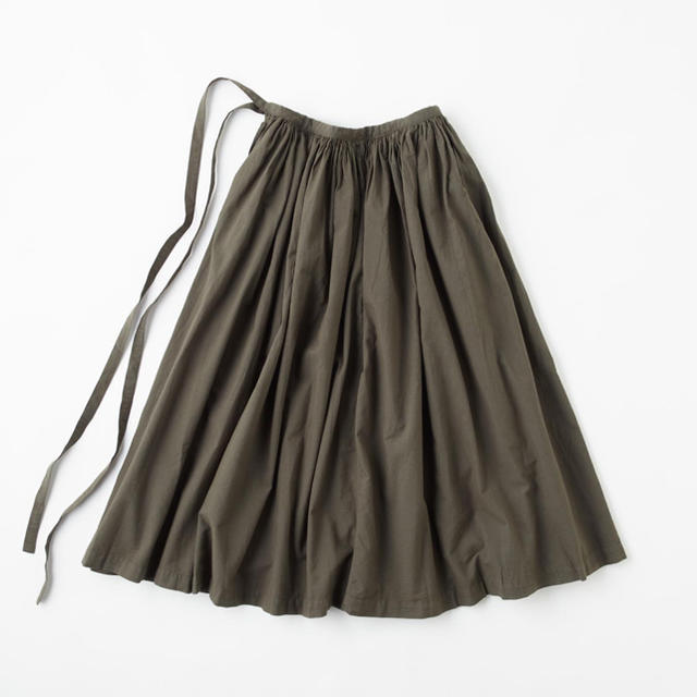 IDEE(イデー)のIDEE POOL 巻きギャザーエプロン　チャコール　巻きスカート　無印良品 レディースのスカート(ロングスカート)の商品写真