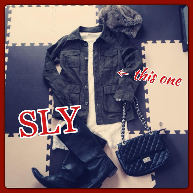 SLY(スライ)のSLY ミリタリーシャツ 格安 レディースのトップス(シャツ/ブラウス(長袖/七分))の商品写真