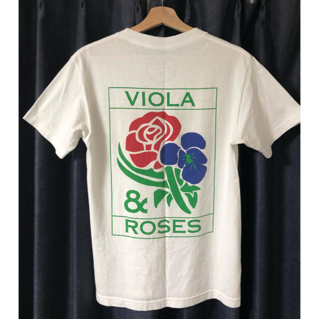 VIOLA AND ROSES/ビオラアンドローゼスTシャツ