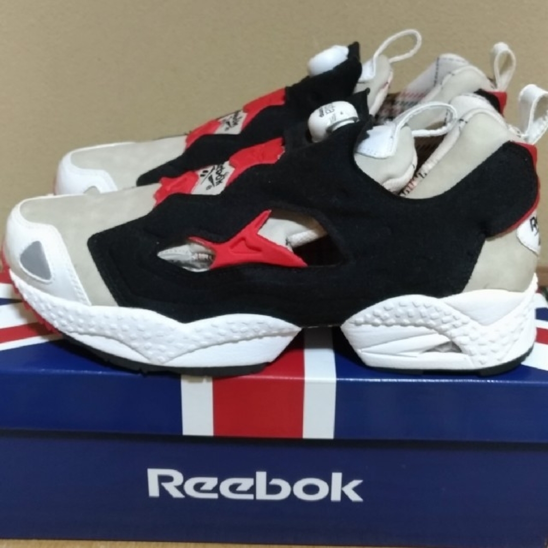 Reebok(リーボック)のReebok INSTA PUMP FURY SPT メンズの靴/シューズ(スニーカー)の商品写真