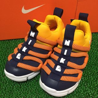 ナイキ(NIKE)の新品タグ付✴️ NIKE NOVIS  ナイキ ノービス 22㎝(スニーカー)