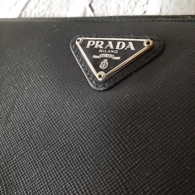 PRADA(プラダ)のPRADA プラダ 長財布　ブラック　アンティーク レディースのファッション小物(財布)の商品写真