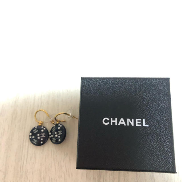 CHANEL ピアス