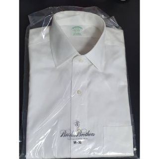 ブルックスブラザース(Brooks Brothers)のBrooks Brothers ノンアイロン 白 15-32 ⭐️新品未使用⭐️(シャツ)