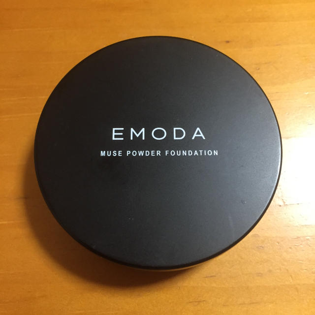 EMODA(エモダ)のEMODA エモダ ファンデーション コスメ/美容のベースメイク/化粧品(ファンデーション)の商品写真