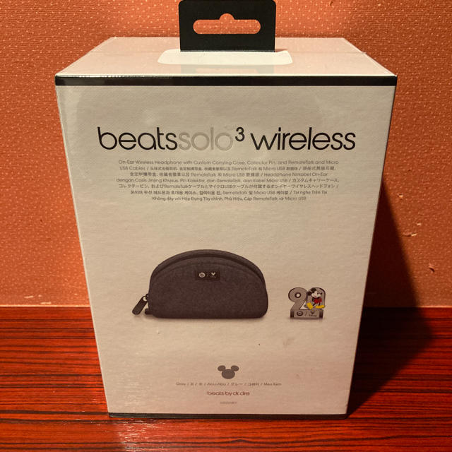 新品未開封　BeatsSolo3Wirelessミッキーマウス生誕90周年