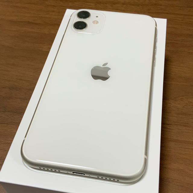 ［超美品］iPhone 11 128GB ホワイト　SIMフリー　純正ケース付き