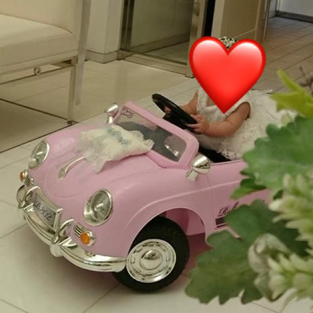 ラジコンカー　結婚式　リングガール