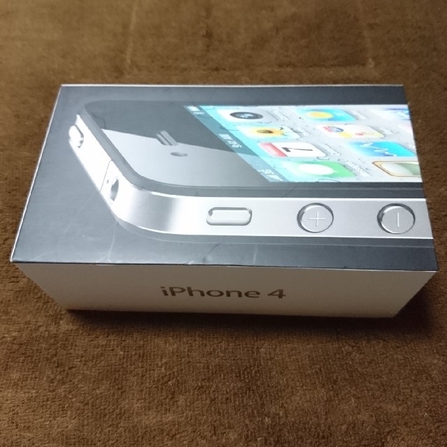 iPhone(アイフォーン)のお値段可能!【美品】iPhone 4 BLACK 32GB softbank スマホ/家電/カメラのスマートフォン/携帯電話(スマートフォン本体)の商品写真