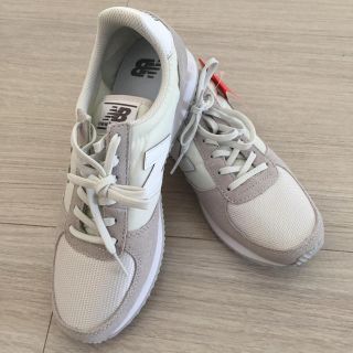 ニューバランス(New Balance)のスニーカー(スニーカー)