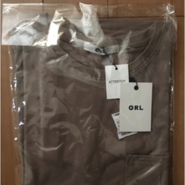 GRL(グレイル)の　ロールアップ袖ポケット付きTシャツ レディースのトップス(Tシャツ(半袖/袖なし))の商品写真